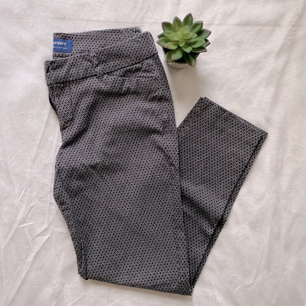 Old Navy pixie rockstar dress pants